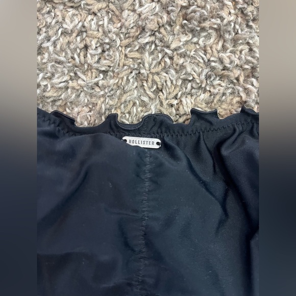 Hollister Swim Low Rise Black Ruffled Swimsuit Bottoms Size S, Clean - Picture 4 of 4